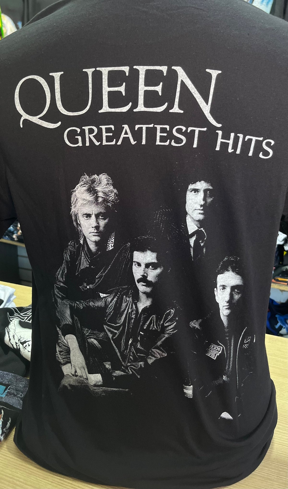 Polera Queen